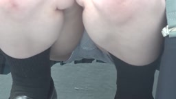 撮影バレてもお触りさせてくれた