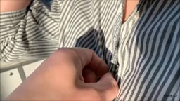 電車 盗 胸揉み