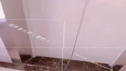 エレベーター前で露出オナ