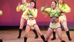 KO_うっかりインナーまでめくったダンサー.mp4