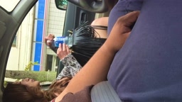 ギャル　車内フェラ　ハメ