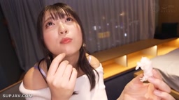 出来心で不貞を働く極上人妻(えみ)