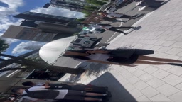 街撮り　揺れ　乳　巨乳　JKJC