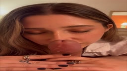 【おちんちん根元大好きフェラドール】ずっと根っこを舐め続けちゃう♡