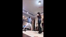 たまけり  玉蹴り  長靴   女性  Asian Women having fun