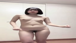 さっちゃん全裸腰ヘコ