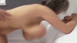 Wunderbar deutsche Amateurin mit großen Naturtitten