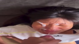 とんでもない顔射