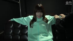 ジャージ　くすぐり