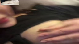 ビデオ通話　乳首