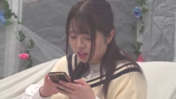 MMDC0043(しおん 20歳 看護学部 2年生)