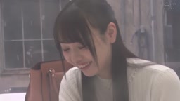 MMDC0046SV(めい 21歳 教育学部 3年生)