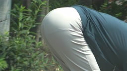 ボランティア活動中の奥さん