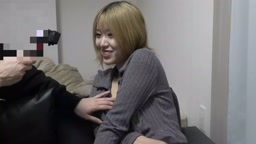 ふわふわ雰囲気の有村〇純美女 脱がすとグラマラスボディに恥じらうも生ハメされる