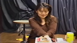 【三和出版】 真性失禁M女性 綾花のびしょ濡れブルマー