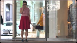 海外市街地 ノーブラ 全裸 露出