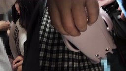 そして、全裸で堕ろされた