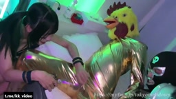 蹂躏63【完全顔出し】大手裏垢女子2人とハロウィンコスプレ中出し蹂躙パーティーねむい フォロワー20万