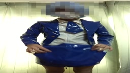 宴会芸の練習をする乳首激よわメスホモくん