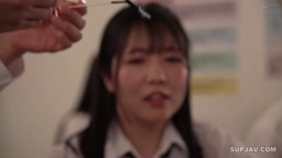 HUNTC-494 【新感覚時間停止AV】時間停止×心の声 エロ漫画の様に時間が止まっている女子たちの心の声が