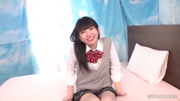 初めて味わう大人の勃起チ〇ポ(こはる編)