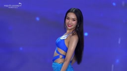 Student bikini contest