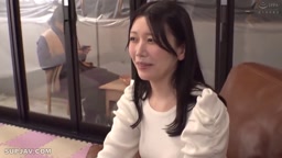 旦那のチ〇ポより感じちゃう奥様(しほ)