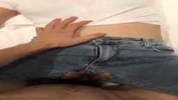 女子大生 穴あきジーンズ 流出