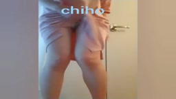 スカートお漏らし