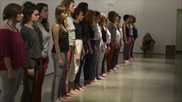 海外のおもらしパフォーマンスアート