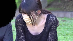 KO_公園 尻が透けて大胆に見えちゃってる.mp