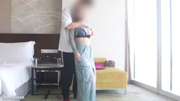 スレンダーGALママと生SEX