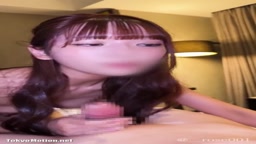 スレンダー美女