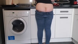 buttcrack woman