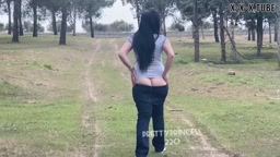 buttcrack woman