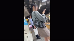 ミニスカ白Tバック