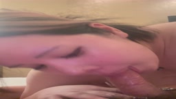 ギャルのヨダレまみれのジュボジュボフェラ