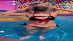 沙花又クロエ水着1