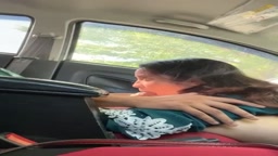 車の中でフェラ