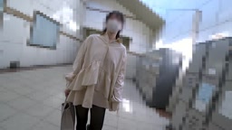 パンチラ　逆さ撮り