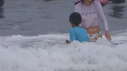 (わざとブラを付けず遊ぶ)