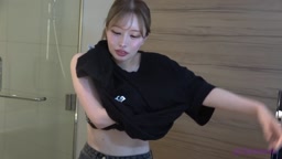 明日花◯ララ似の港区美女と青空に飛び立つ中出し密会