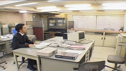 QE-023 社長秘書のパンスト: 稲葉みさき  Part 2