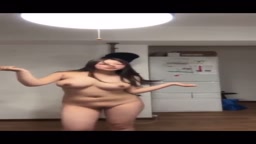 巨乳 ダンス　