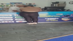 visible thong in cybercaffe