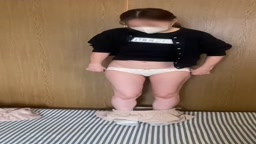 先生パンティ脱ぎました