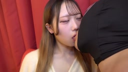 724