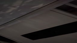 ベランダから隣のカップルの声が丸聞こえ（夜）