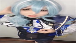 中華系コス男の娘のがヒールの中に射精