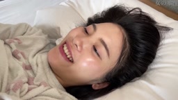 2229 CAさんのお泊まり寝起きすっぴん公開！朝イチ中出し①